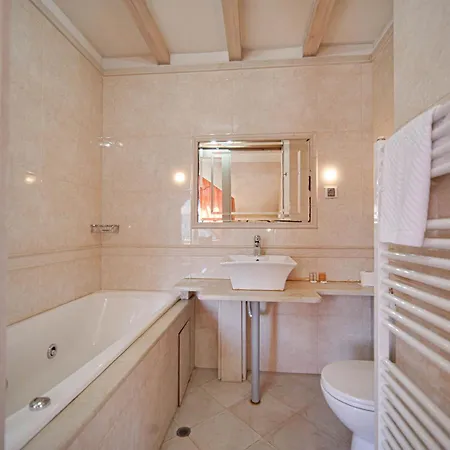 Готель Friends 3*