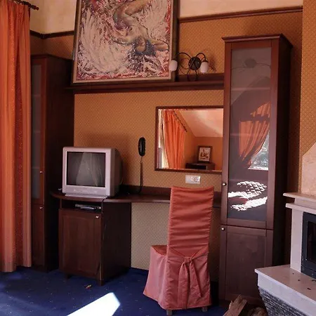Friends Hotel