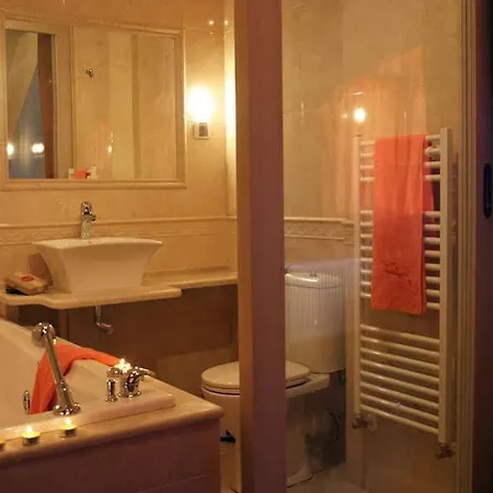 Friends Hotel
