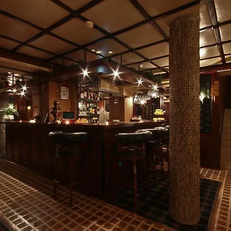 Szálloda Friends 3*